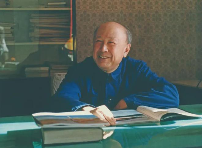 简史：造醋下面条兼职也造车开元棋牌镇江的汽车工业发展(图25)